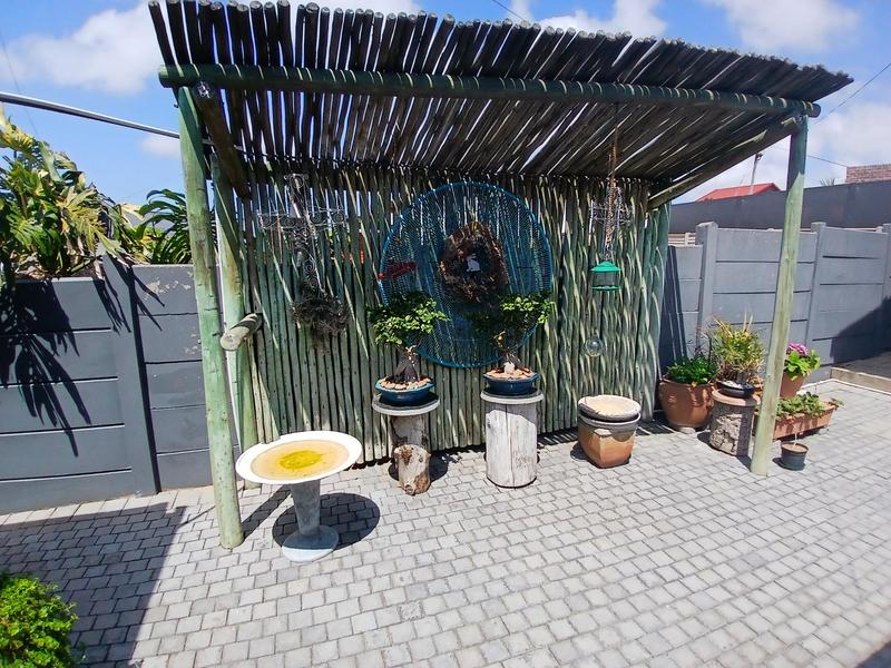 4 Bedroom Property for Sale in Stilbaai Wes Western Cape